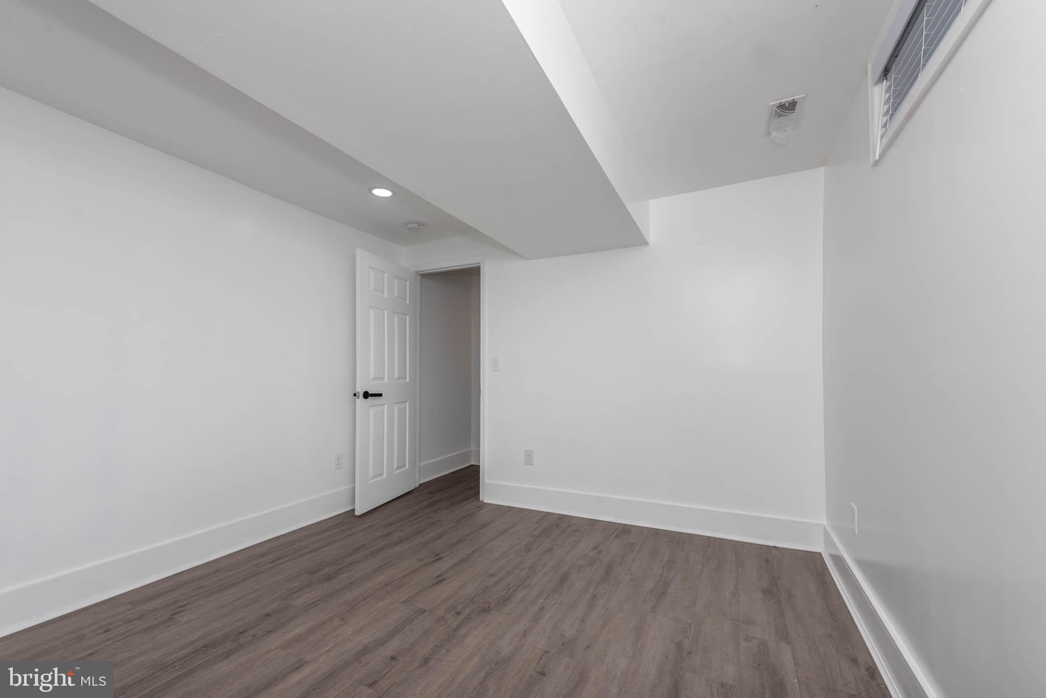 MILTON-MONTFORD - Residential
