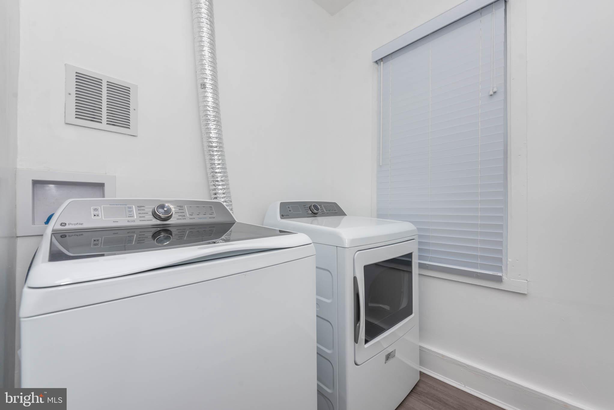 MILTON-MONTFORD - Residential