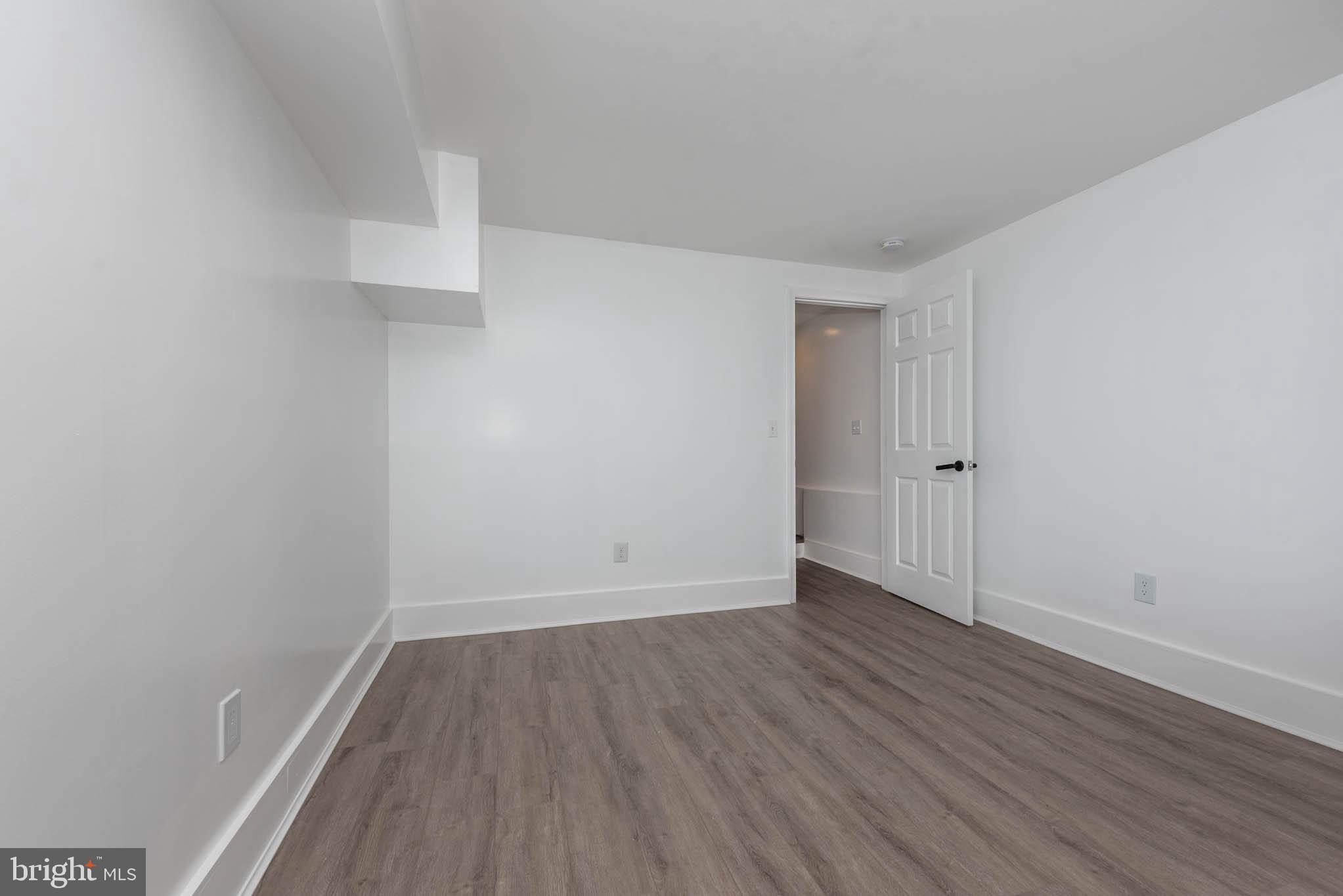 MILTON-MONTFORD - Residential
