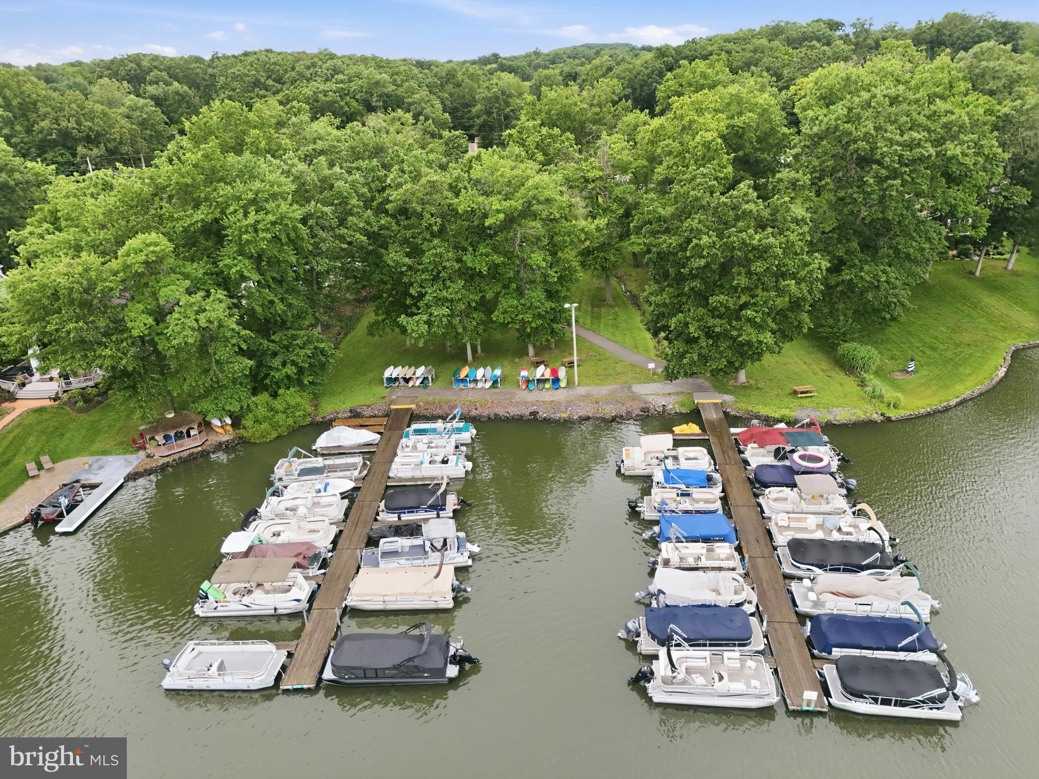 LAKE MEADE - Residential