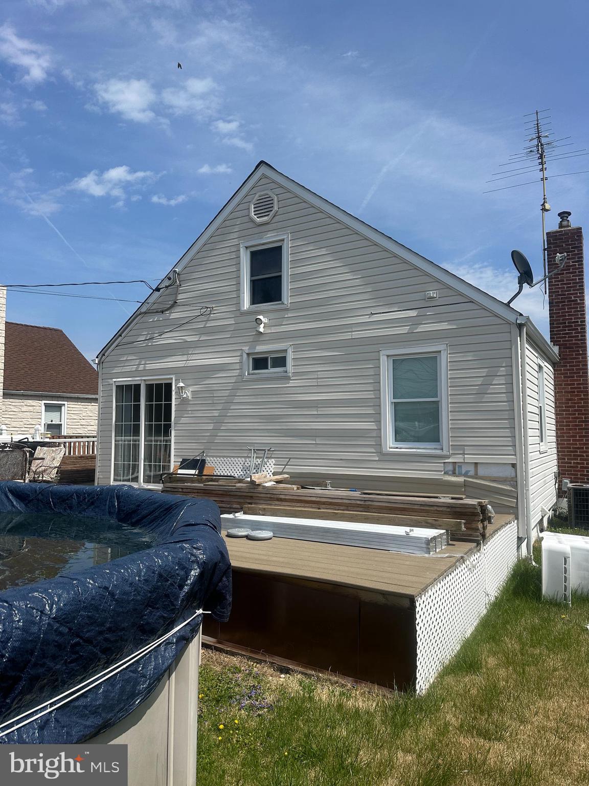 LYNBROOK - Residential