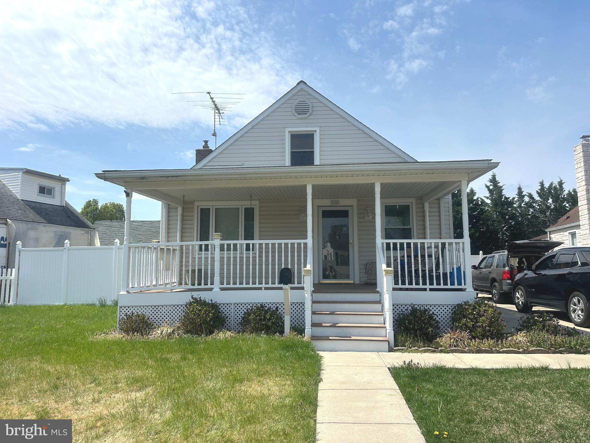 LYNBROOK - Residential