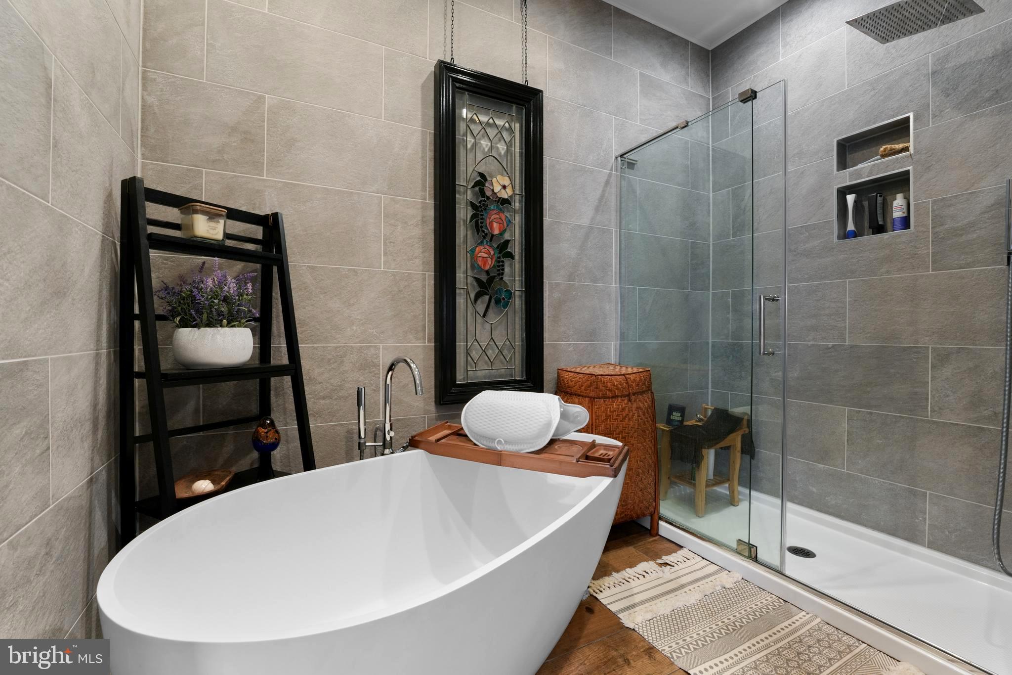 VILLAS AT THE RIDGES - Residential