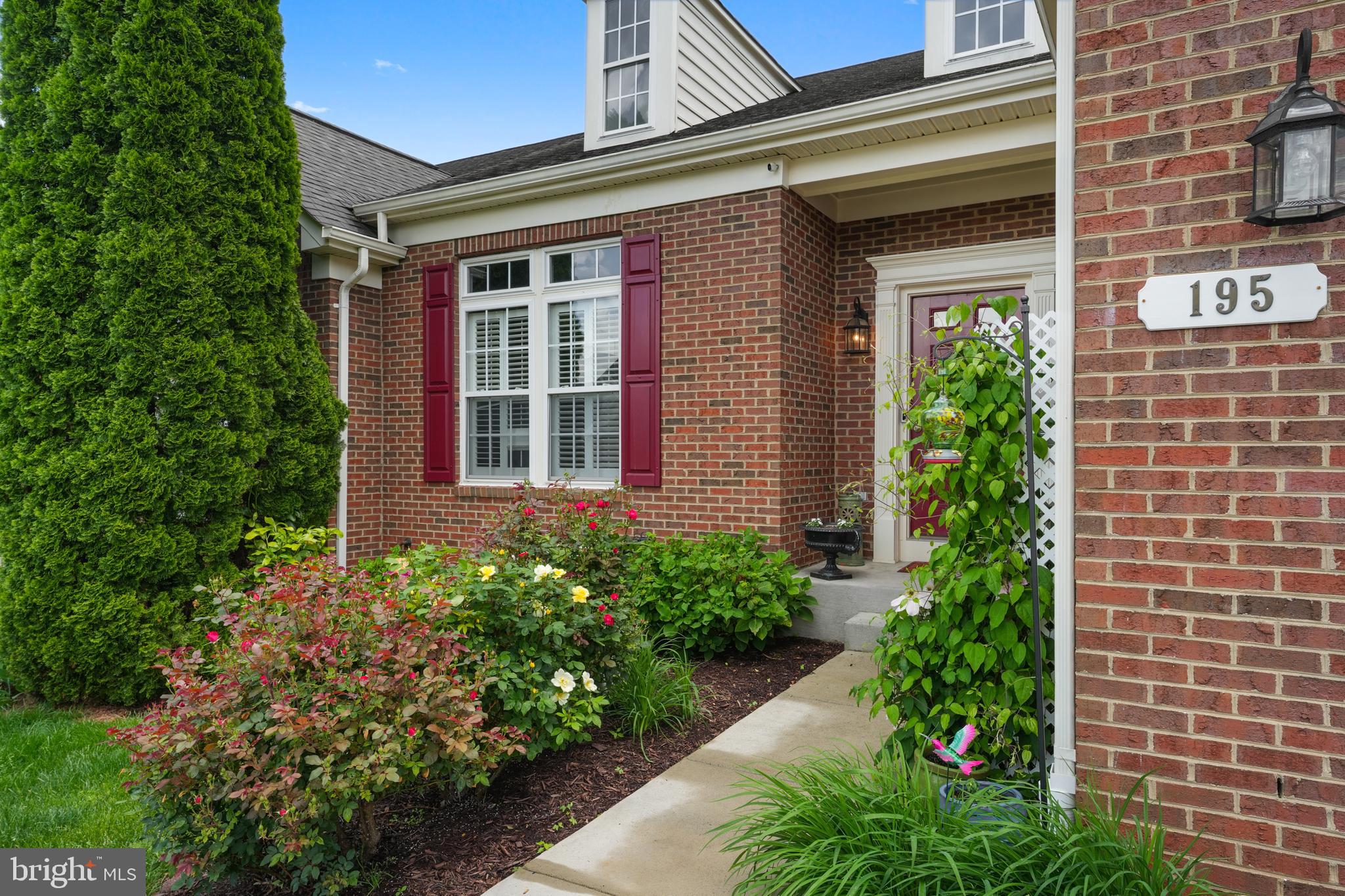 VILLAS AT THE RIDGES - Residential
