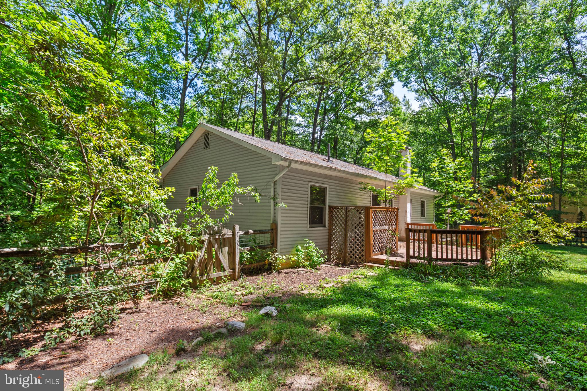 PRESIDENTIAL LAKES - Residential