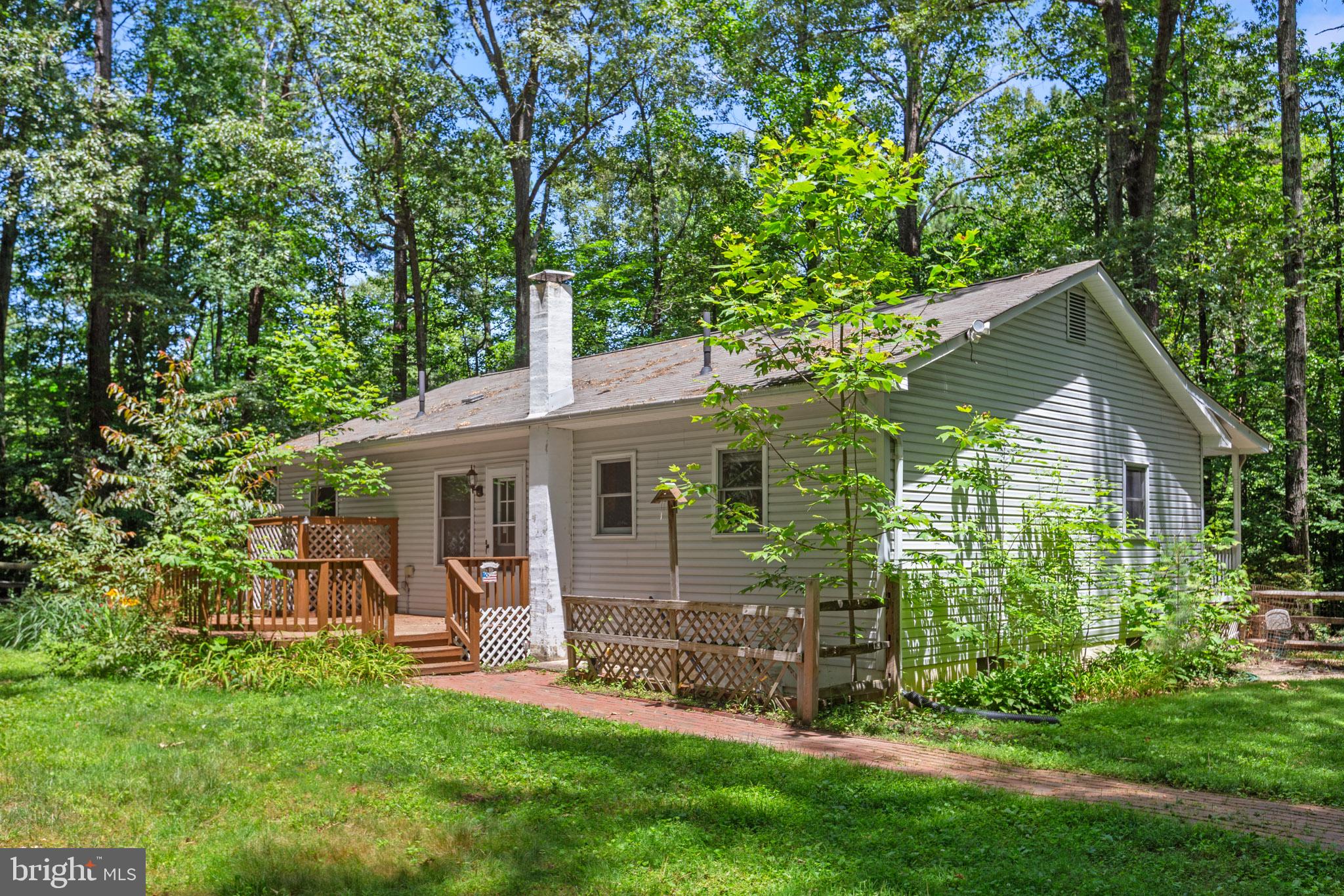 PRESIDENTIAL LAKES - Residential