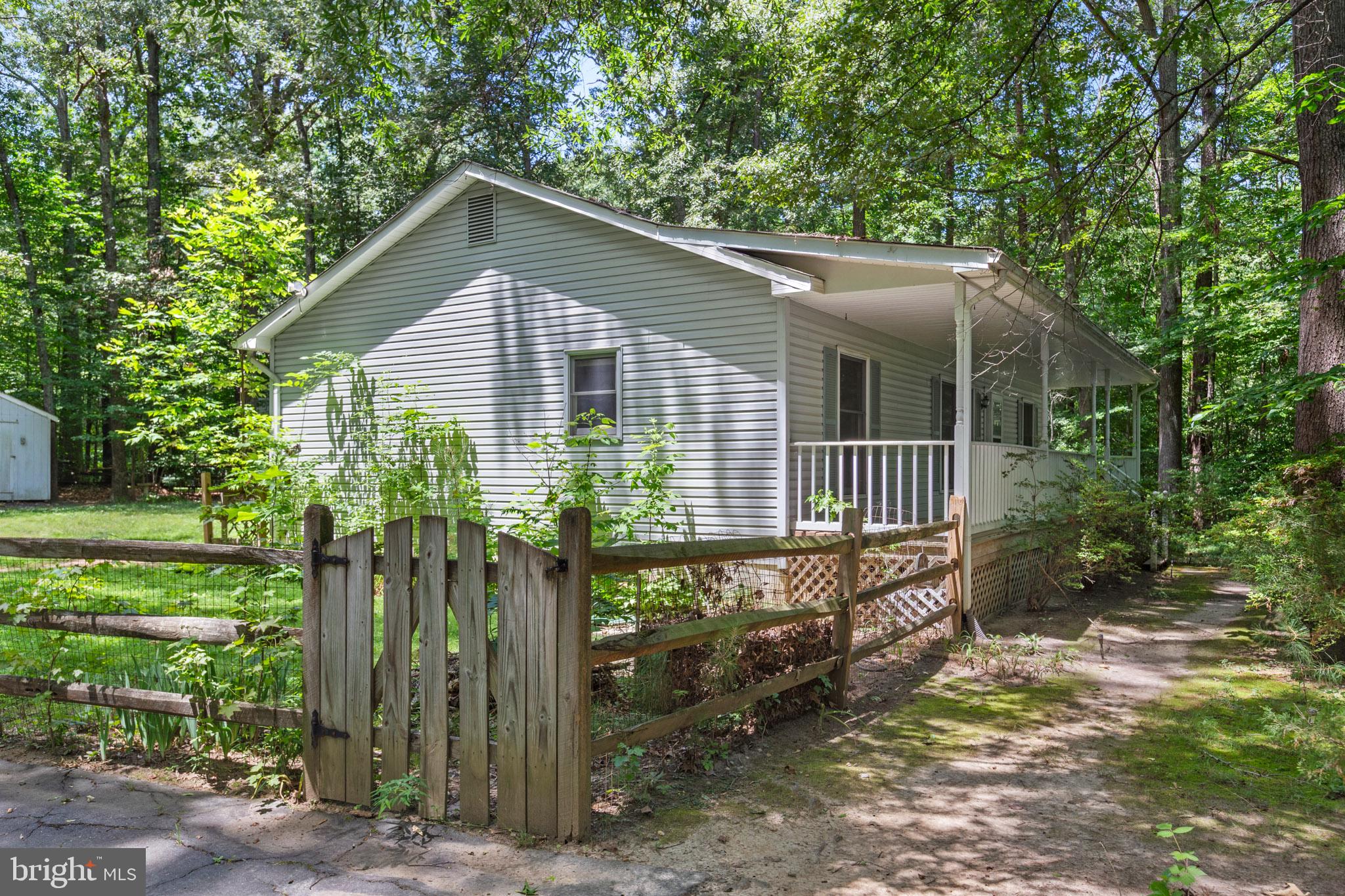 PRESIDENTIAL LAKES - Residential
