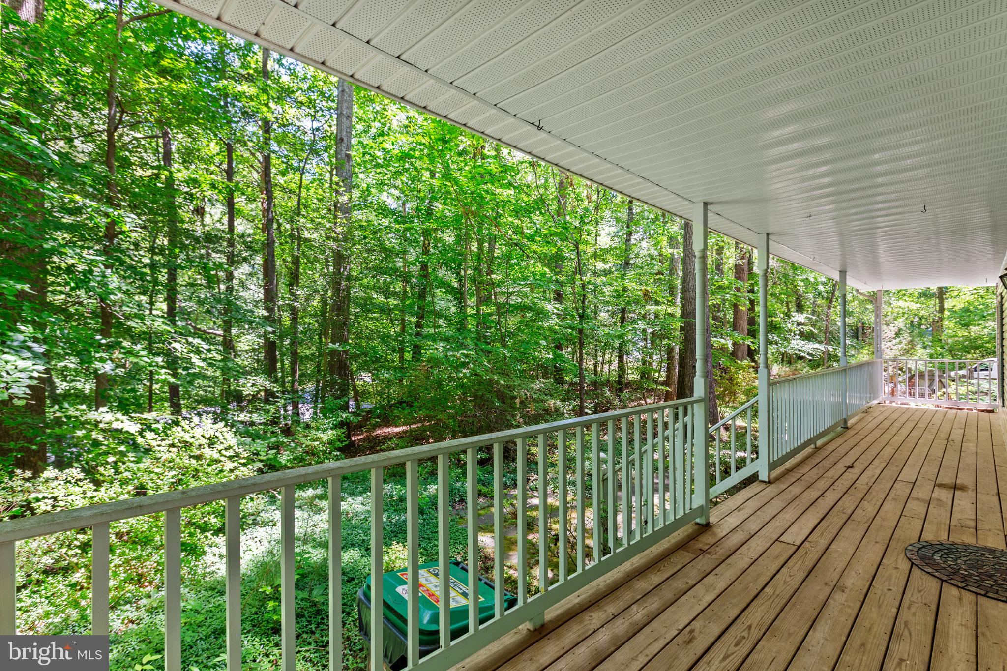 PRESIDENTIAL LAKES - Residential