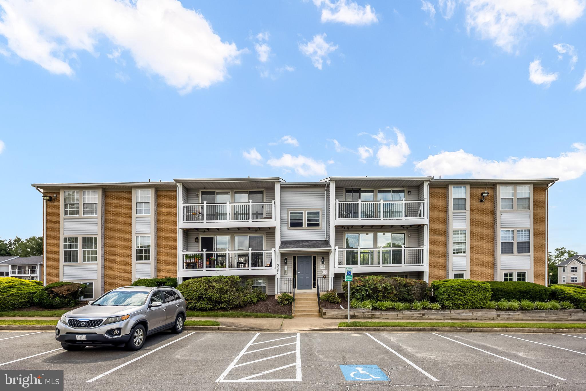 PRINCETON WOODS - Residential