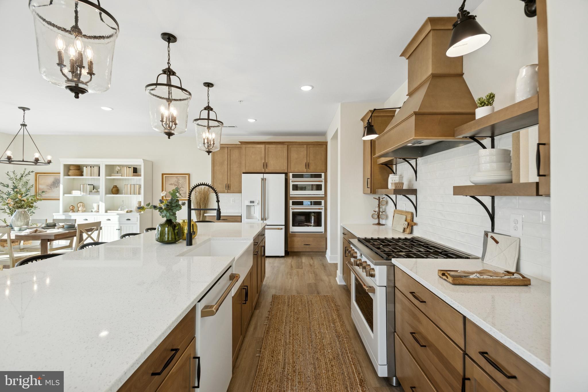 MAGNOLIA HILL - Residential