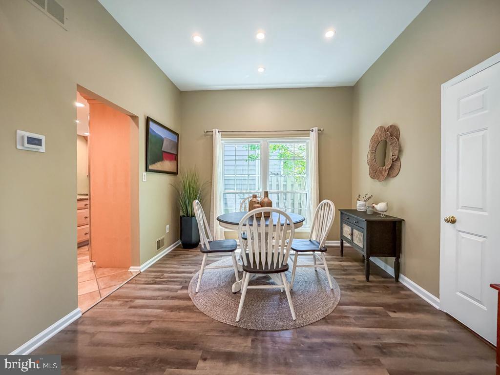 BLUE BELL WOODS - Residential