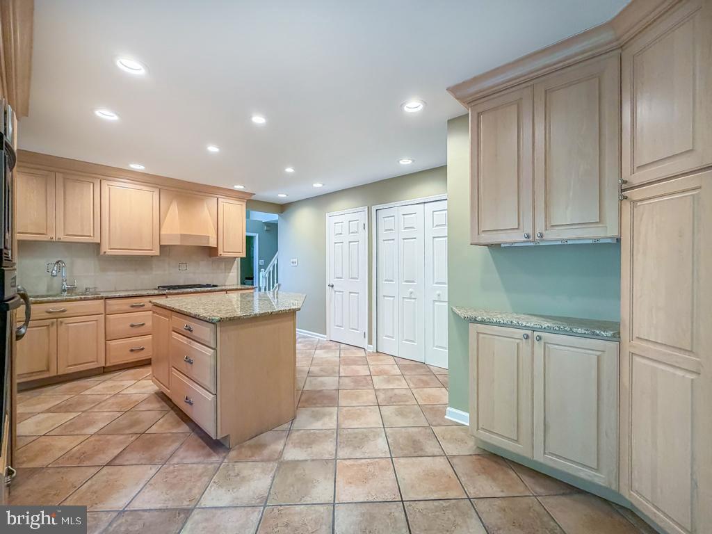 BLUE BELL WOODS - Residential