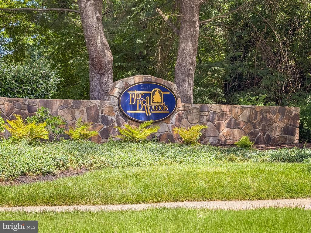 BLUE BELL WOODS - Residential
