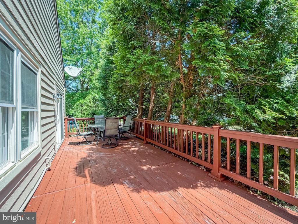 BLUE BELL WOODS - Residential