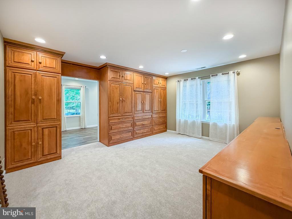 BLUE BELL WOODS - Residential