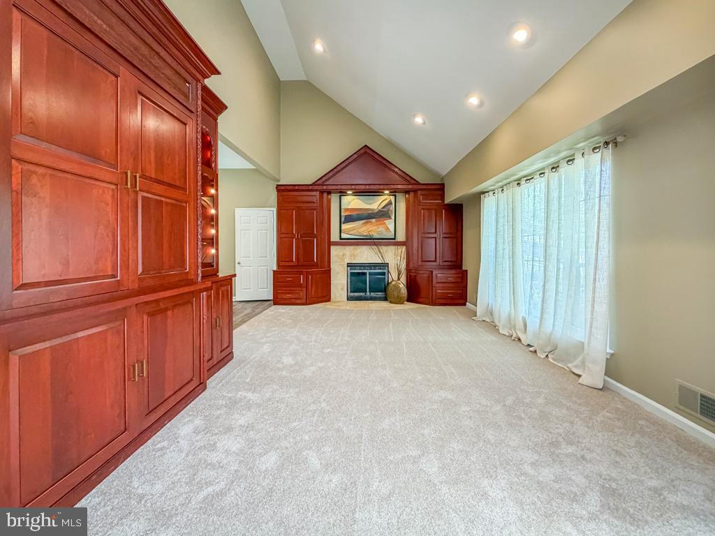 BLUE BELL WOODS - Residential