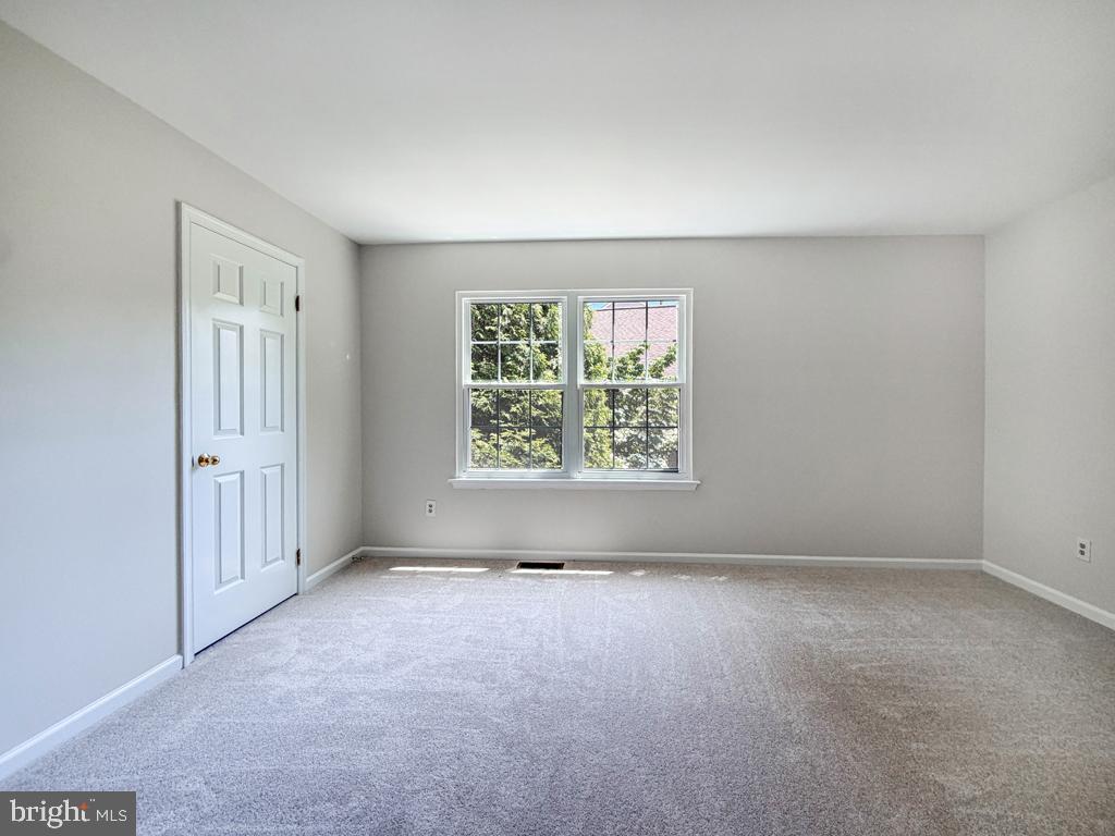 BLUE BELL WOODS - Residential