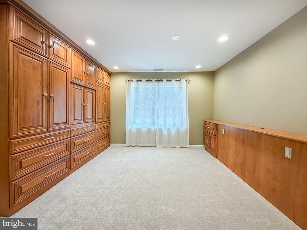 BLUE BELL WOODS - Residential