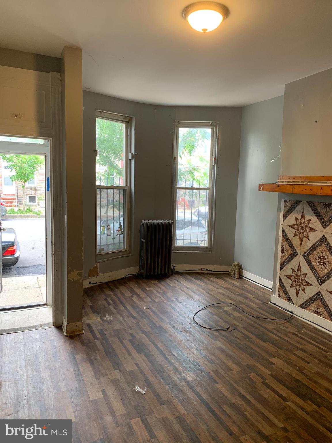 BROADWAY EAST - Residential