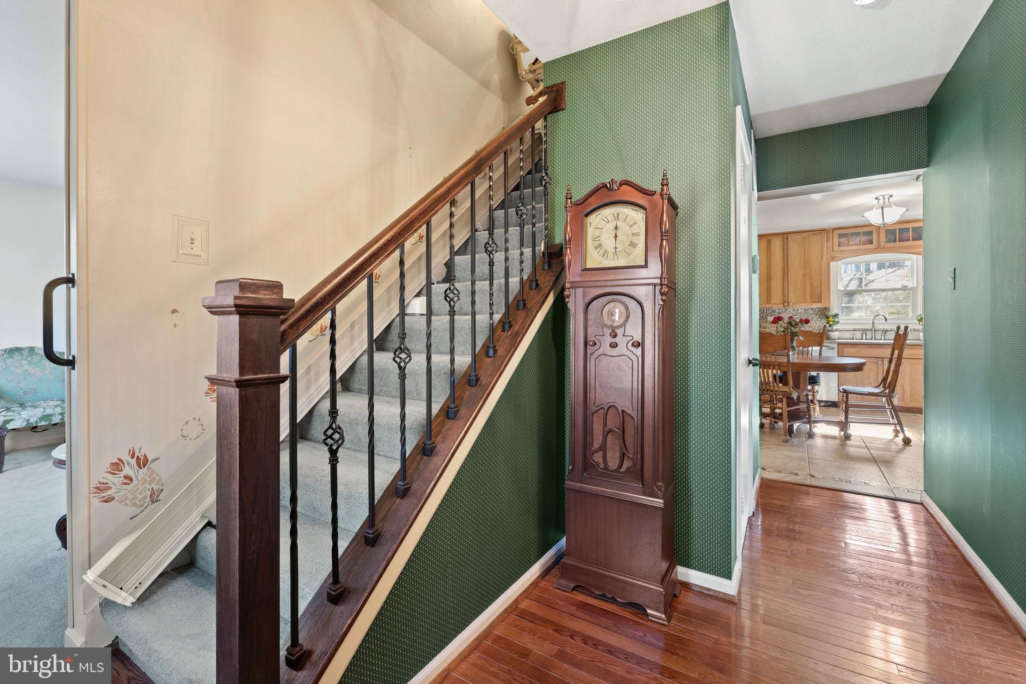 MINNIEVILLE MANOR - Residential