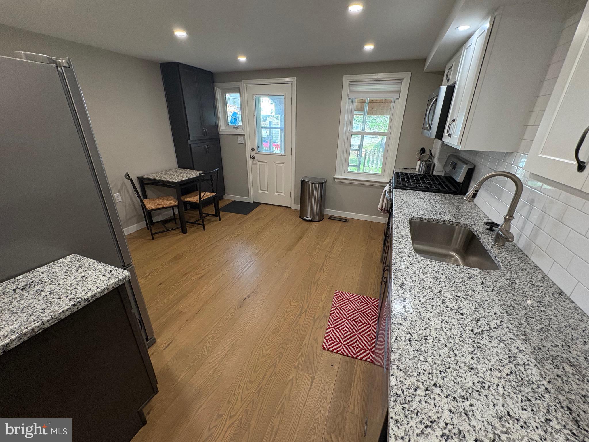 CABBAGE HILL - Residential