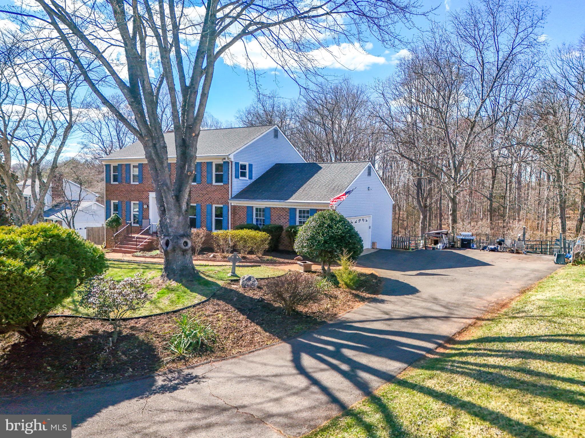 MOSBY WOODS - Residential