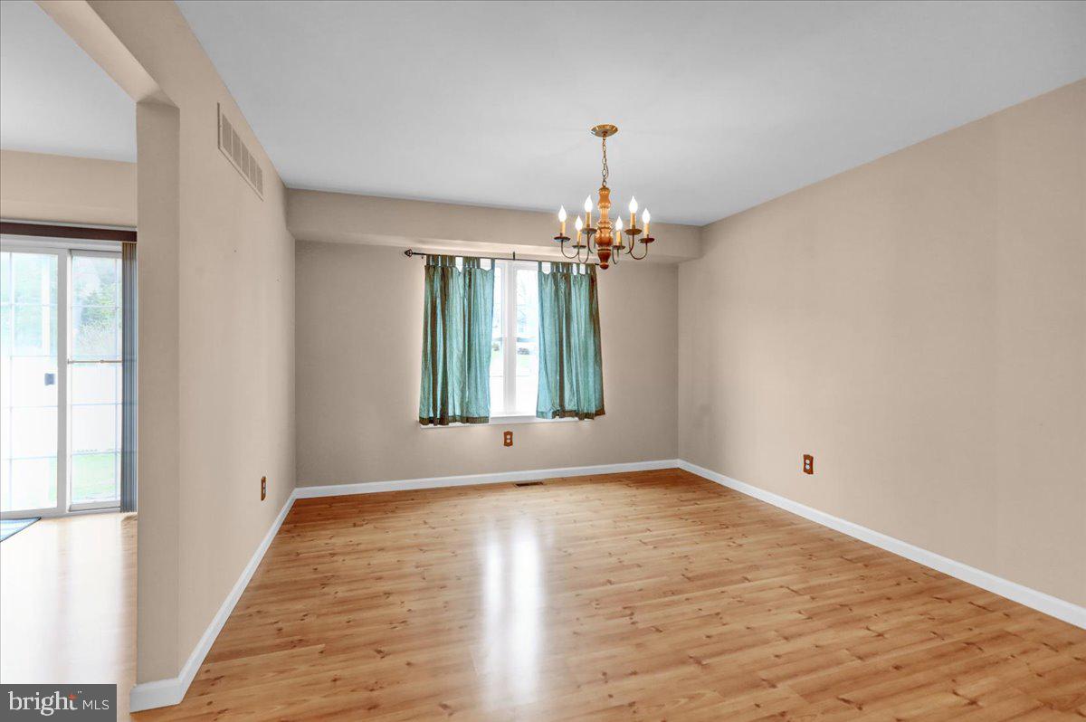 OAK VIEW ESTATES - Residential