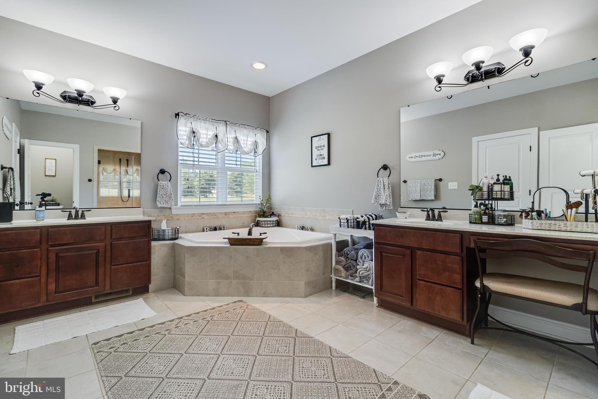 GRANDVIEW HAVEN - Residential