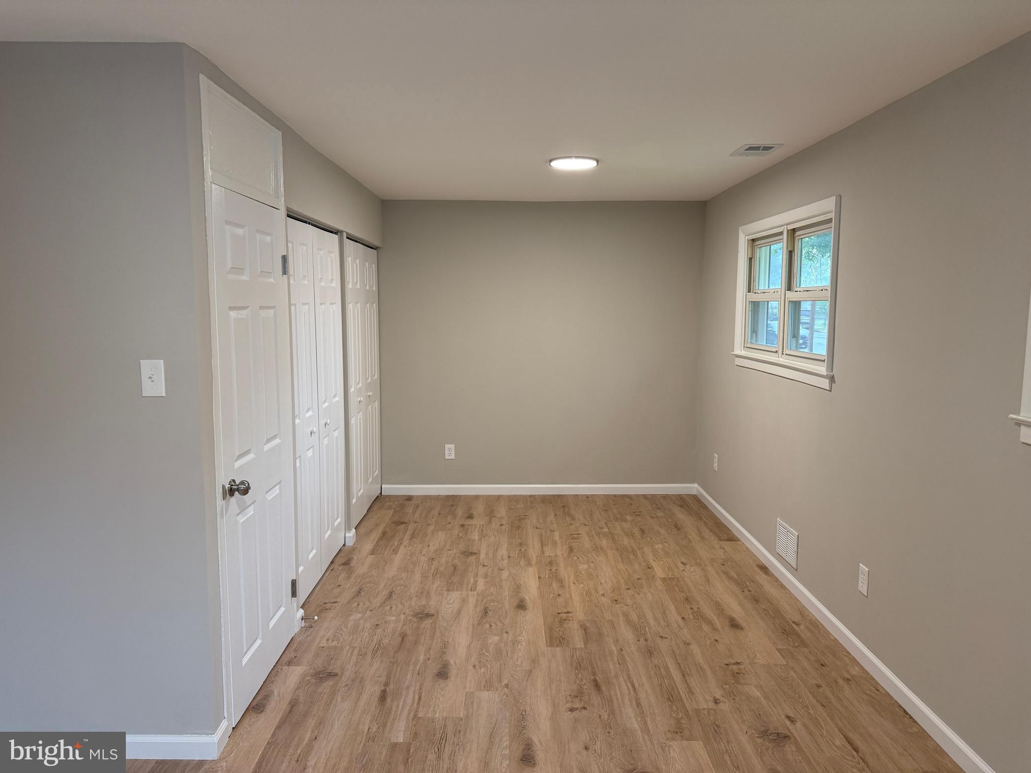 LAUREL - Residential