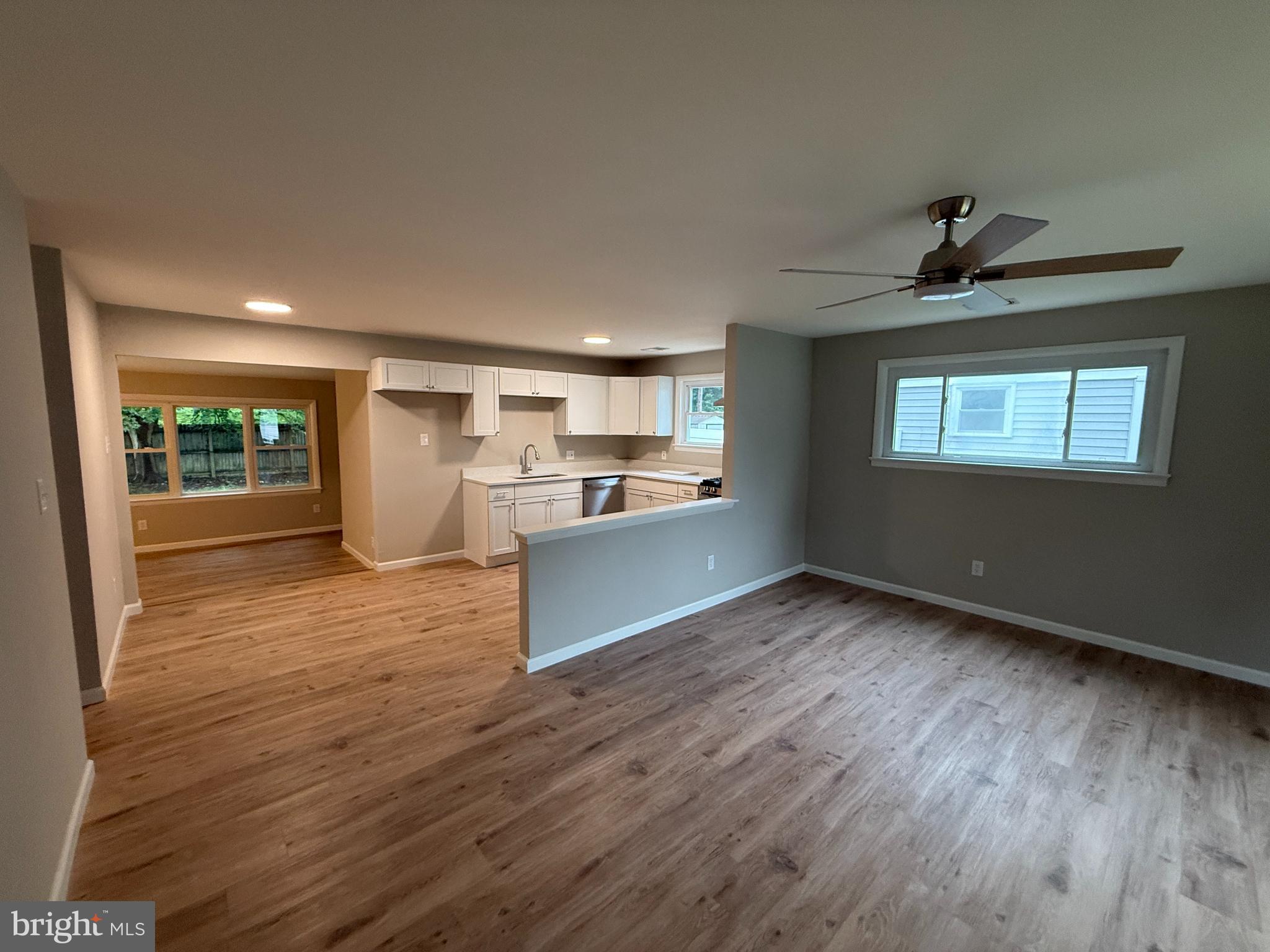 LAUREL - Residential