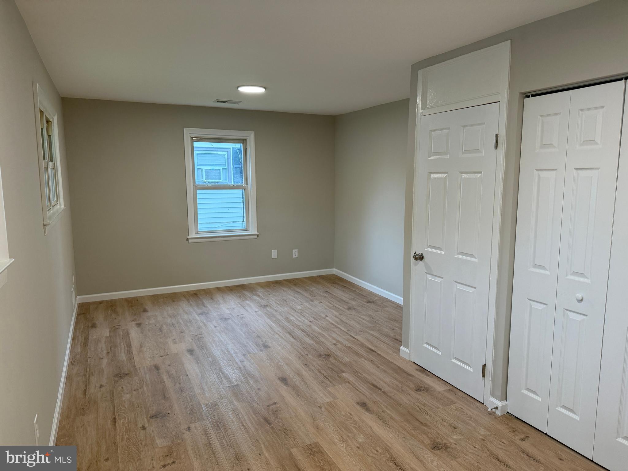 LAUREL - Residential