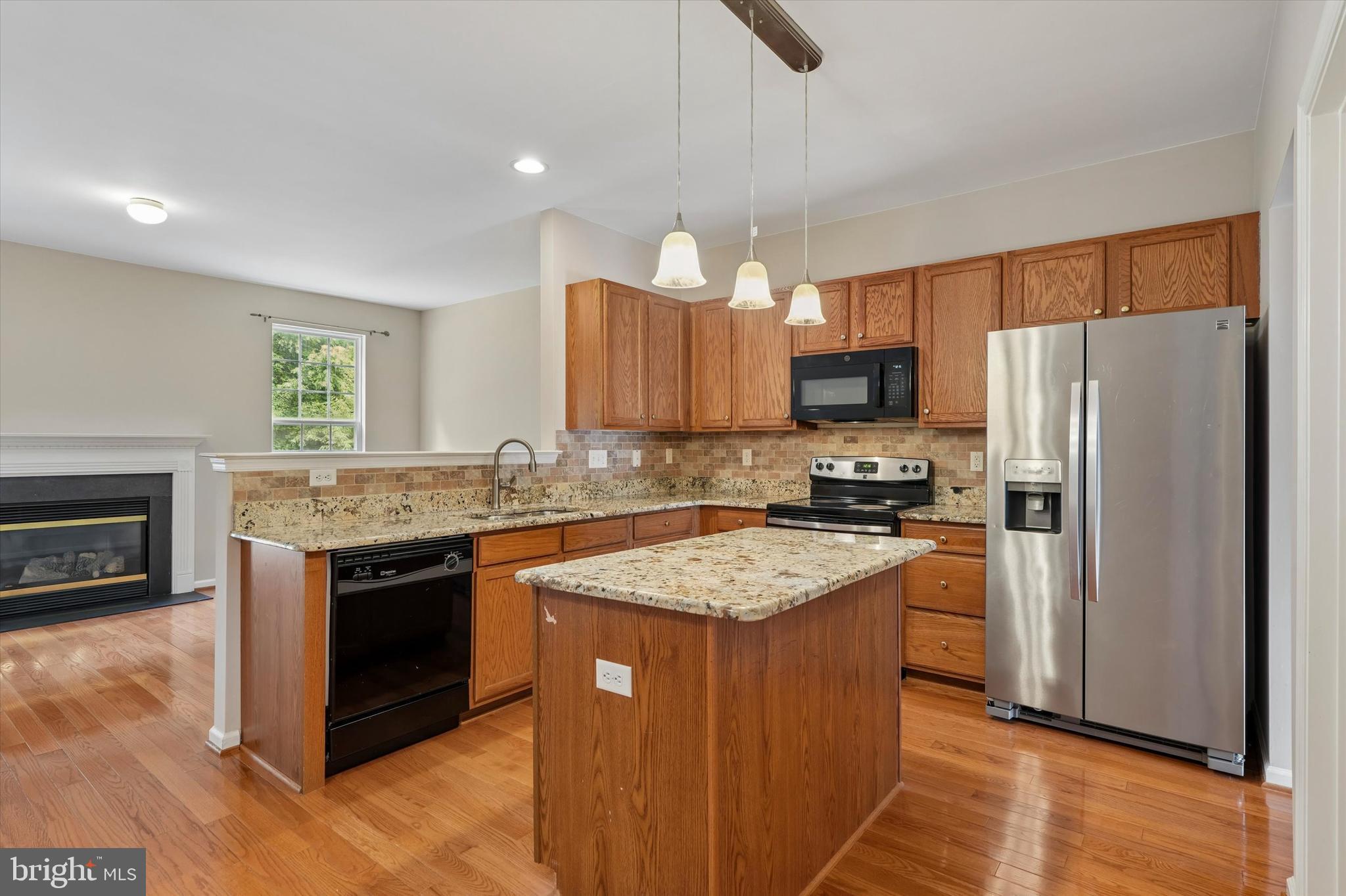 CHARLESTOWN OAKS - Residential
