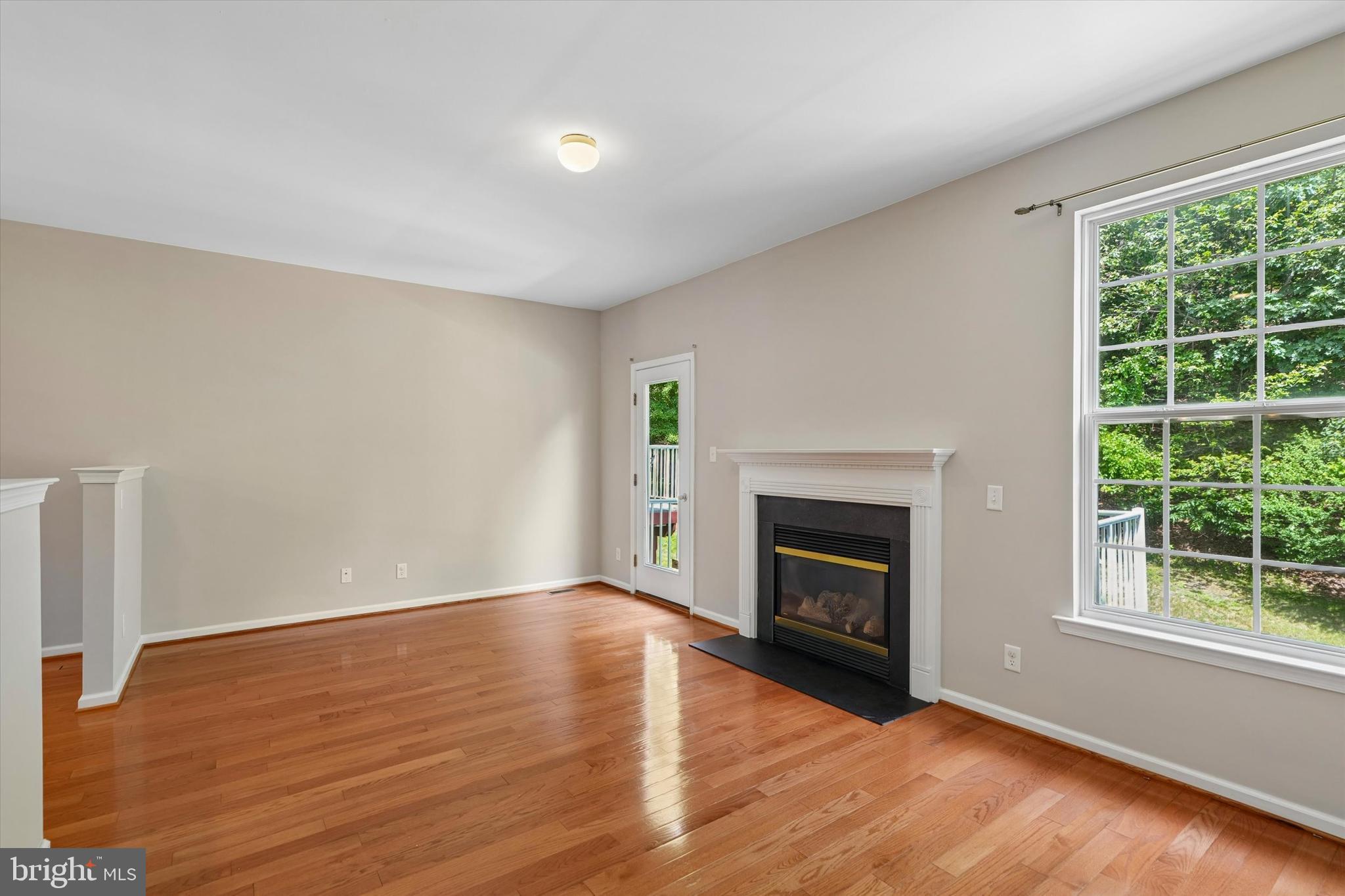 CHARLESTOWN OAKS - Residential