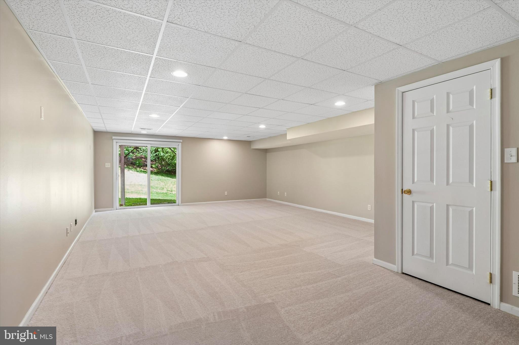 CHARLESTOWN OAKS - Residential