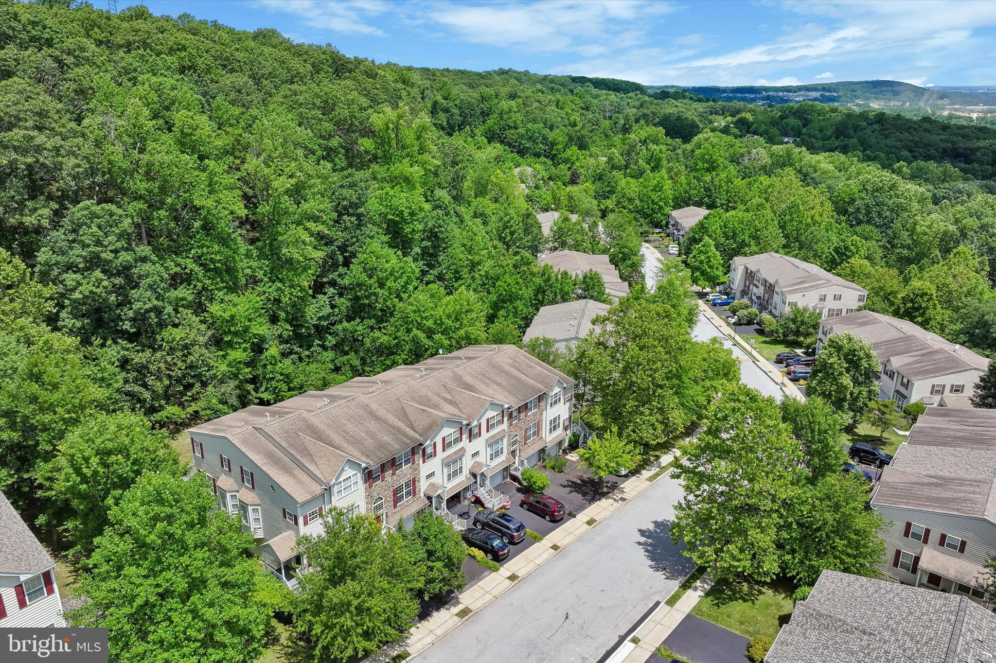 CHARLESTOWN OAKS - Residential