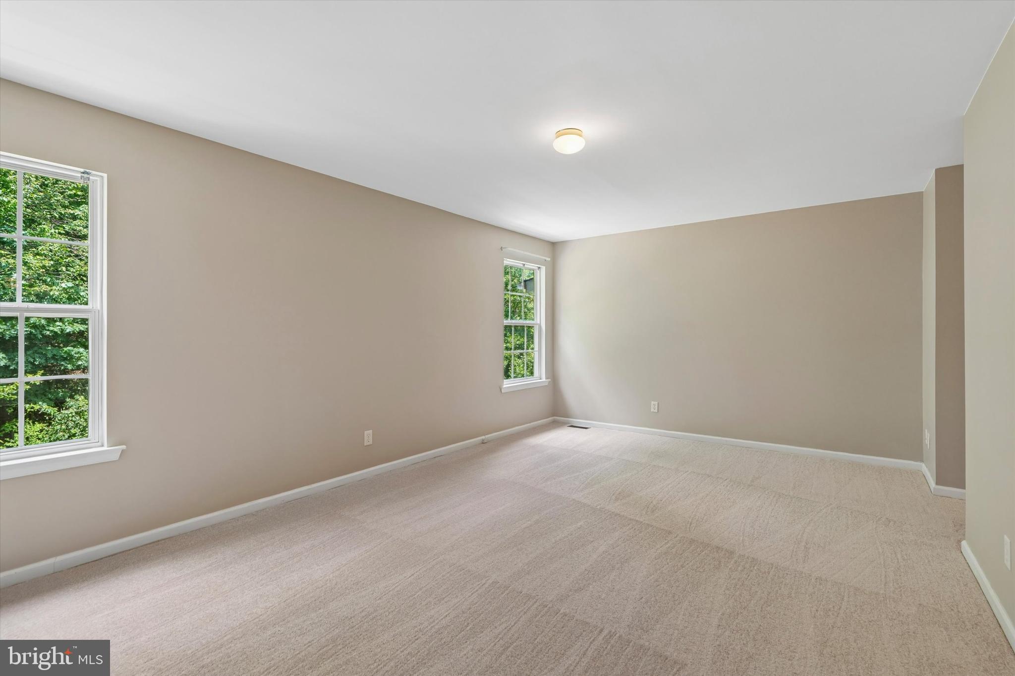 CHARLESTOWN OAKS - Residential