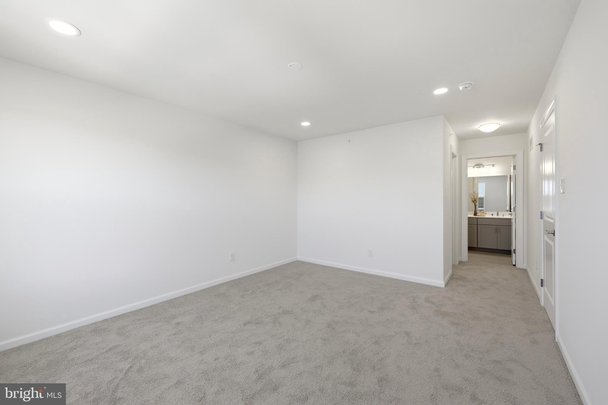 ARBOR PLACE - Residential