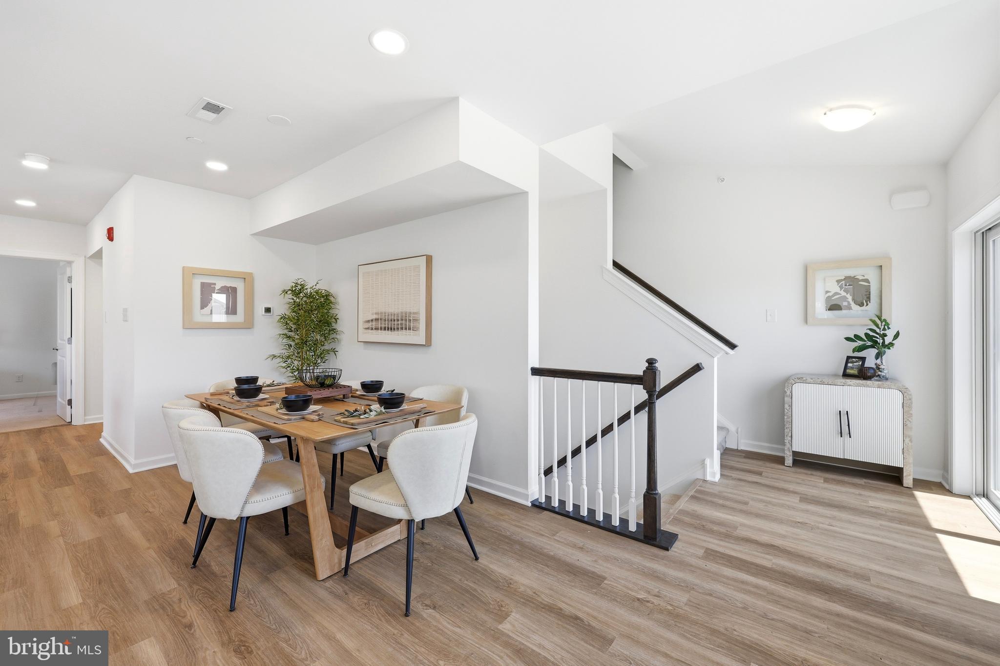 ARBOR PLACE - Residential
