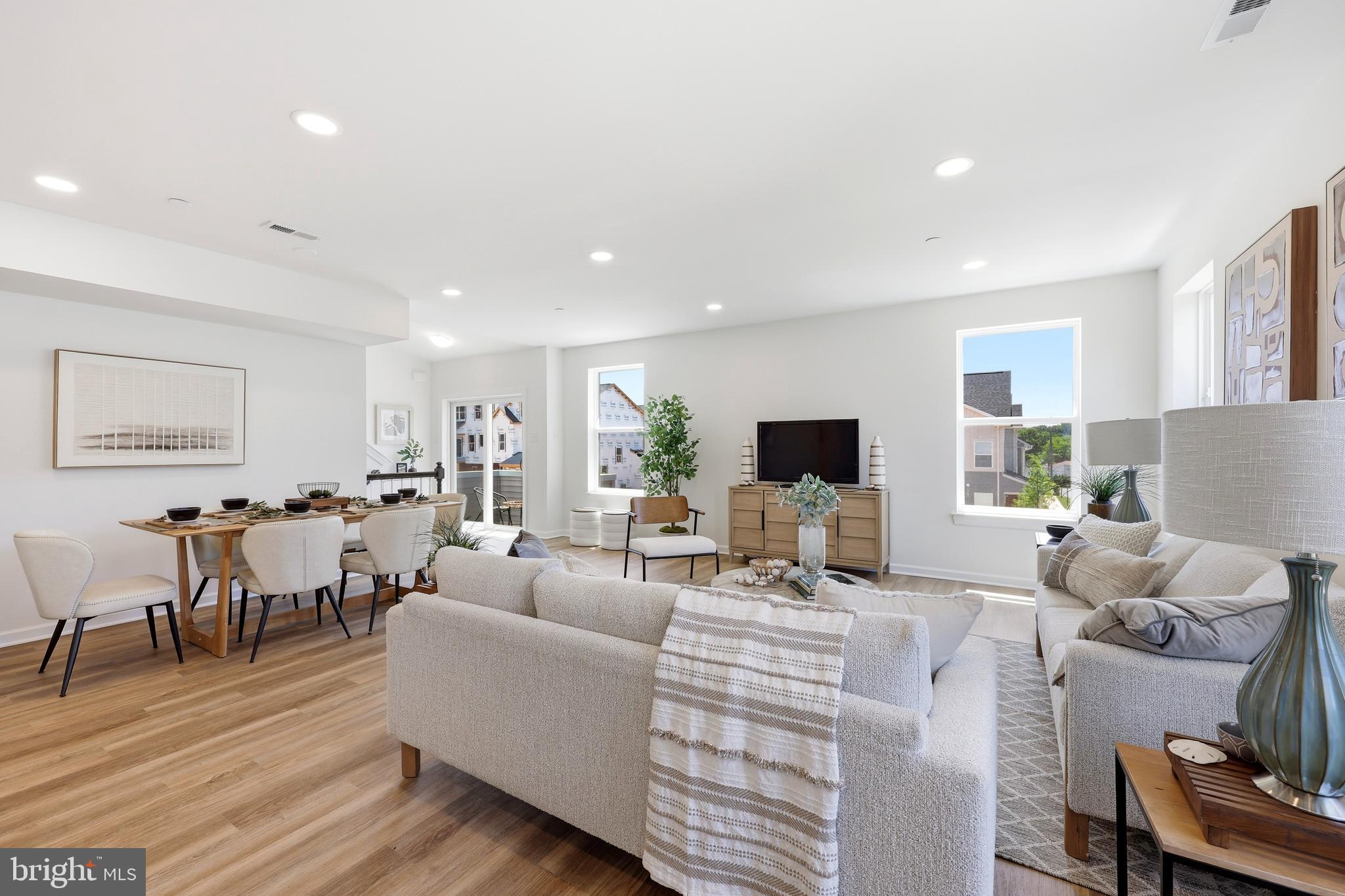 ARBOR PLACE - Residential
