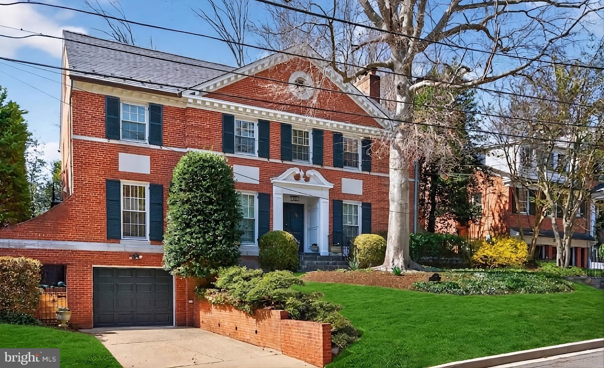 BERKLEY - Residential