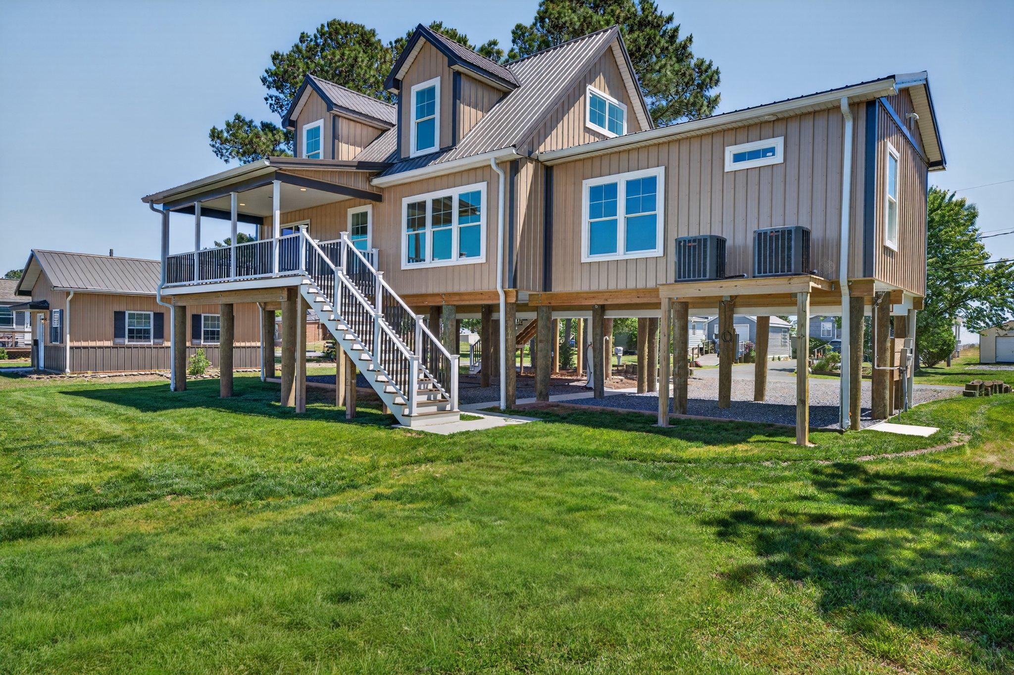 KITTS HUMMOCK - Residential