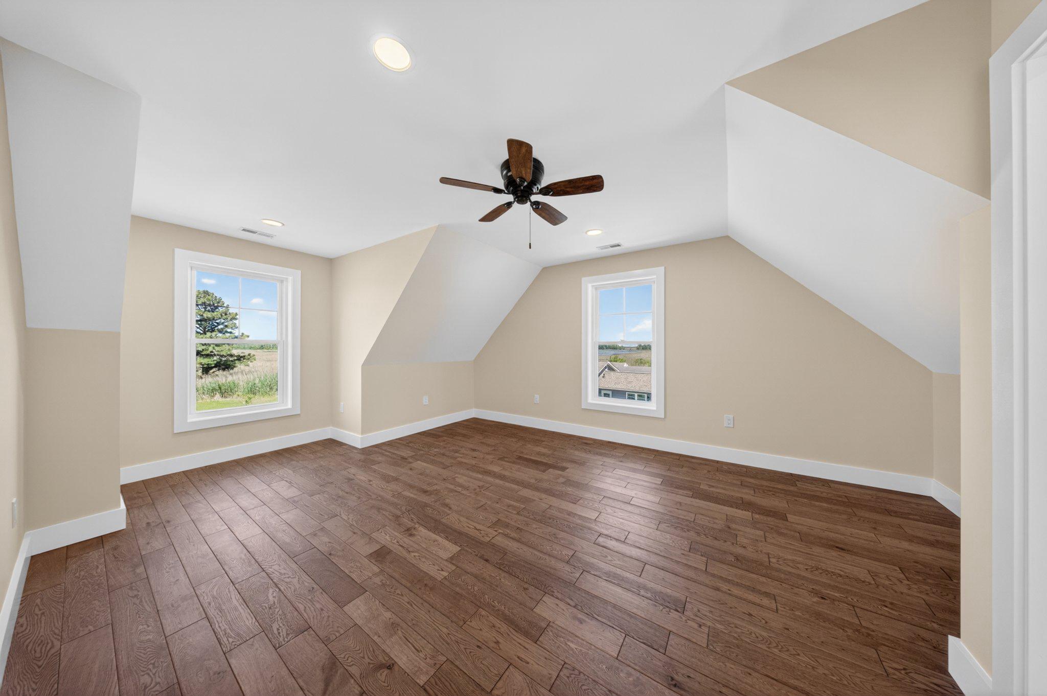 KITTS HUMMOCK - Residential