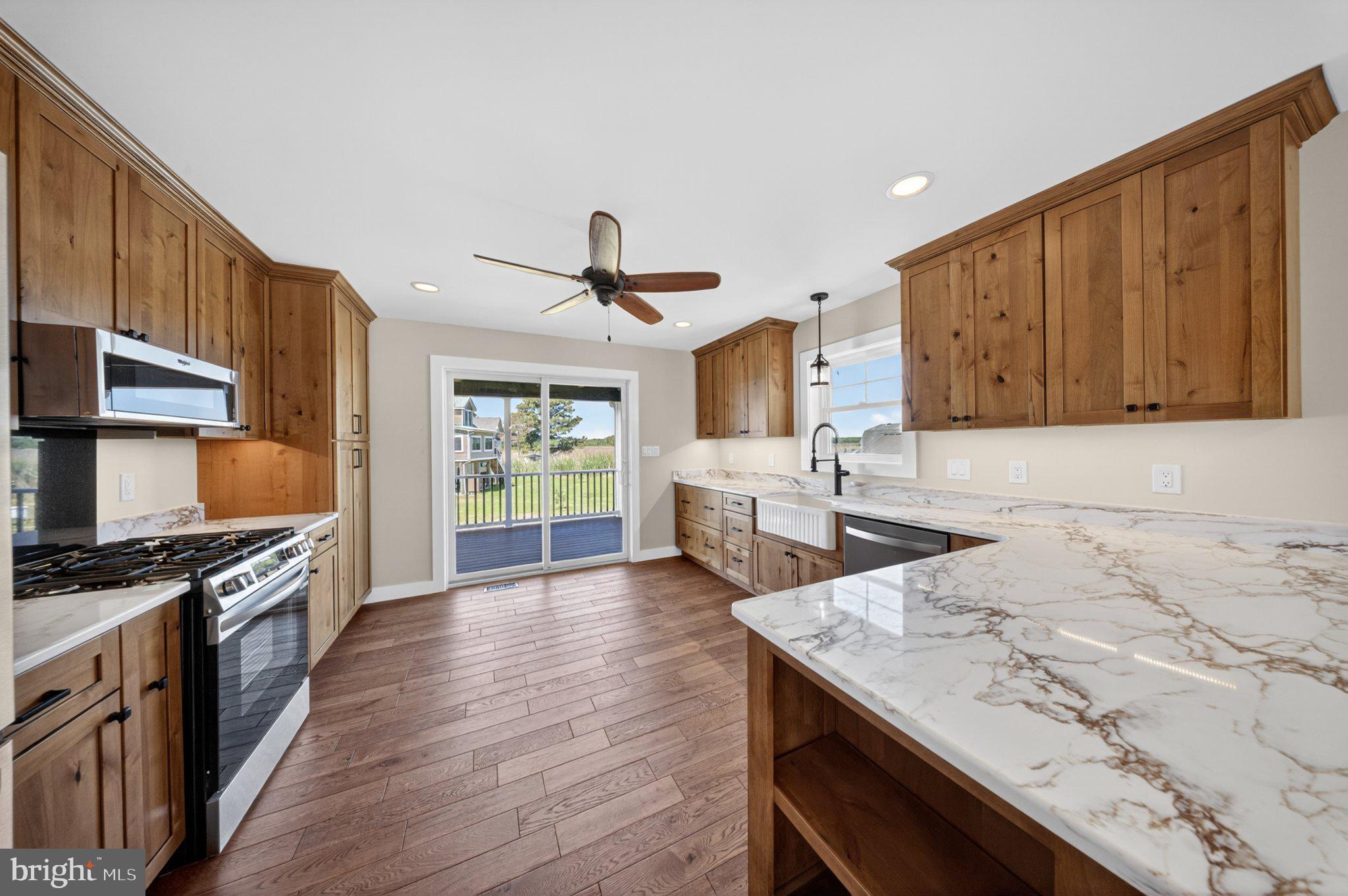 KITTS HUMMOCK - Residential