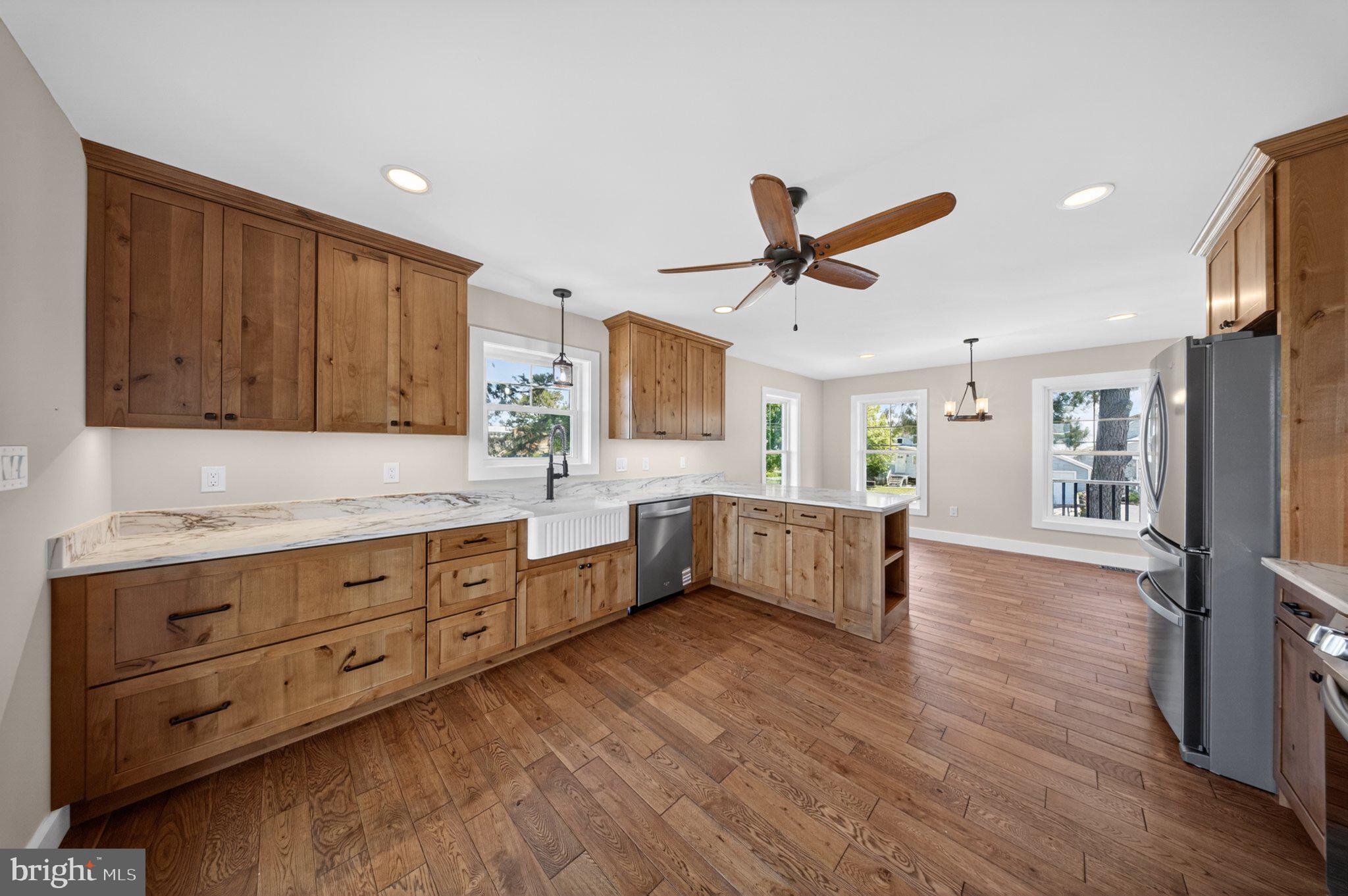 KITTS HUMMOCK - Residential