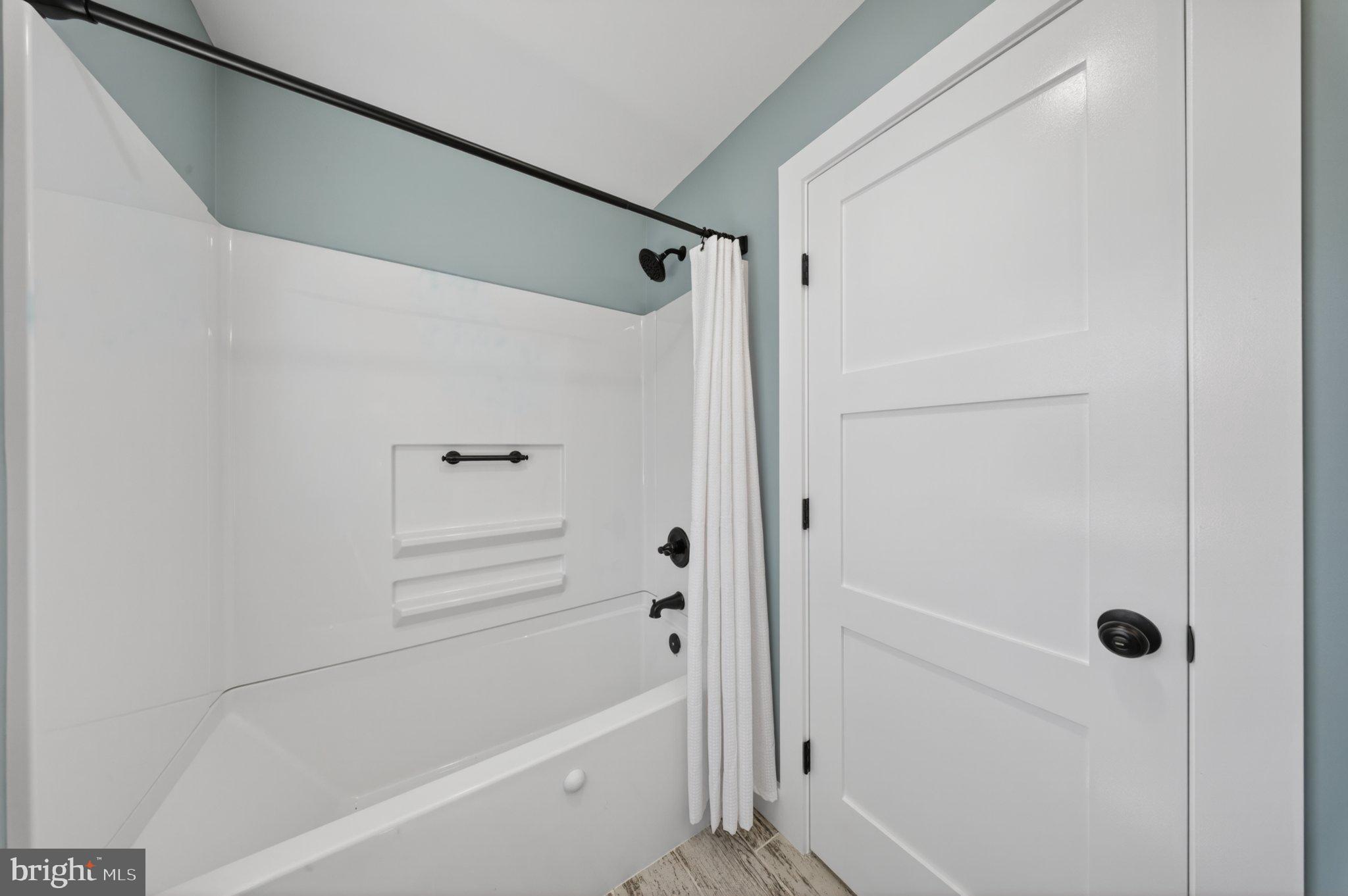 KITTS HUMMOCK - Residential