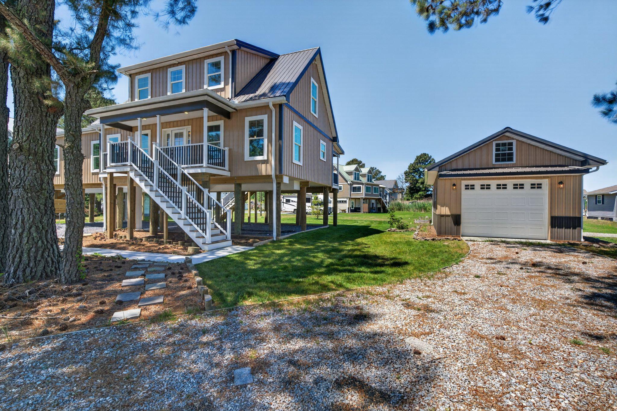 KITTS HUMMOCK - Residential