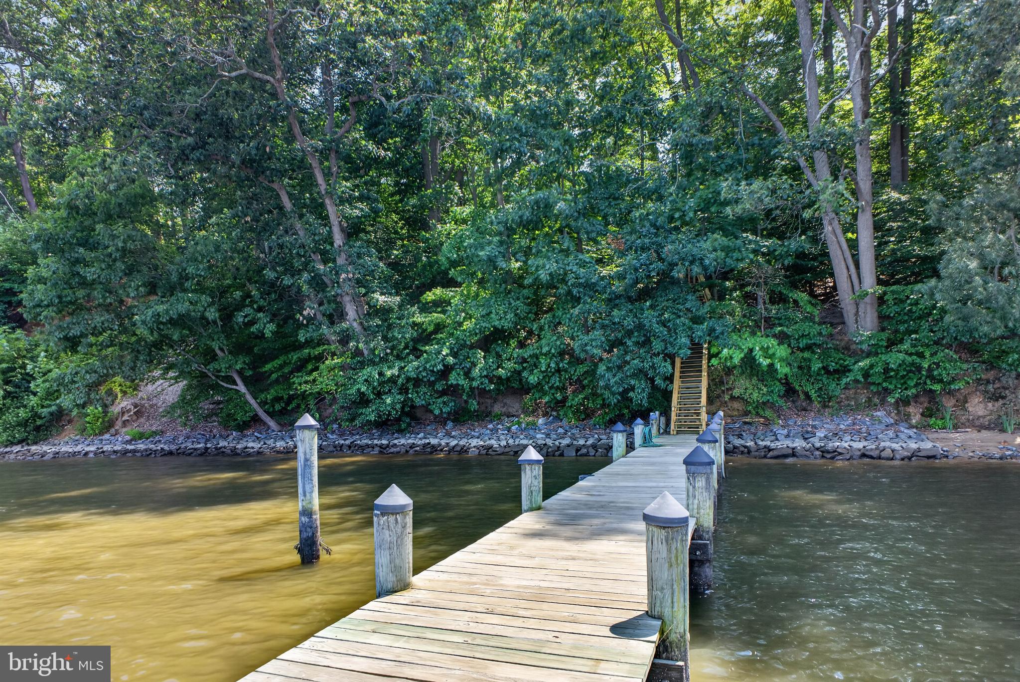 KINNAIRDS POINT - Residential