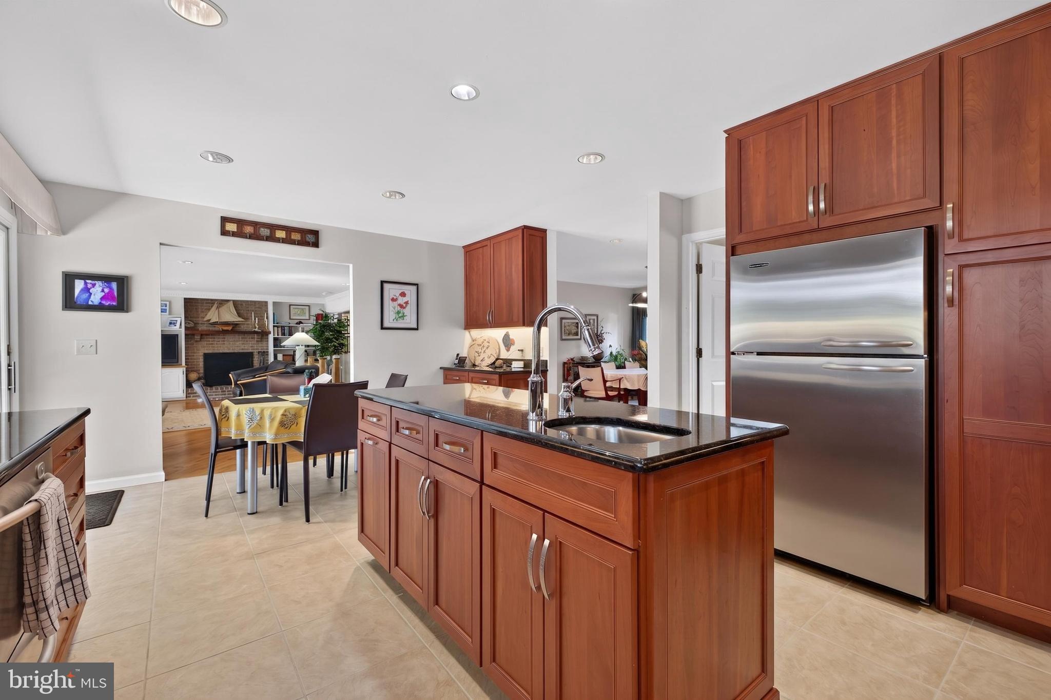 KINNAIRDS POINT - Residential
