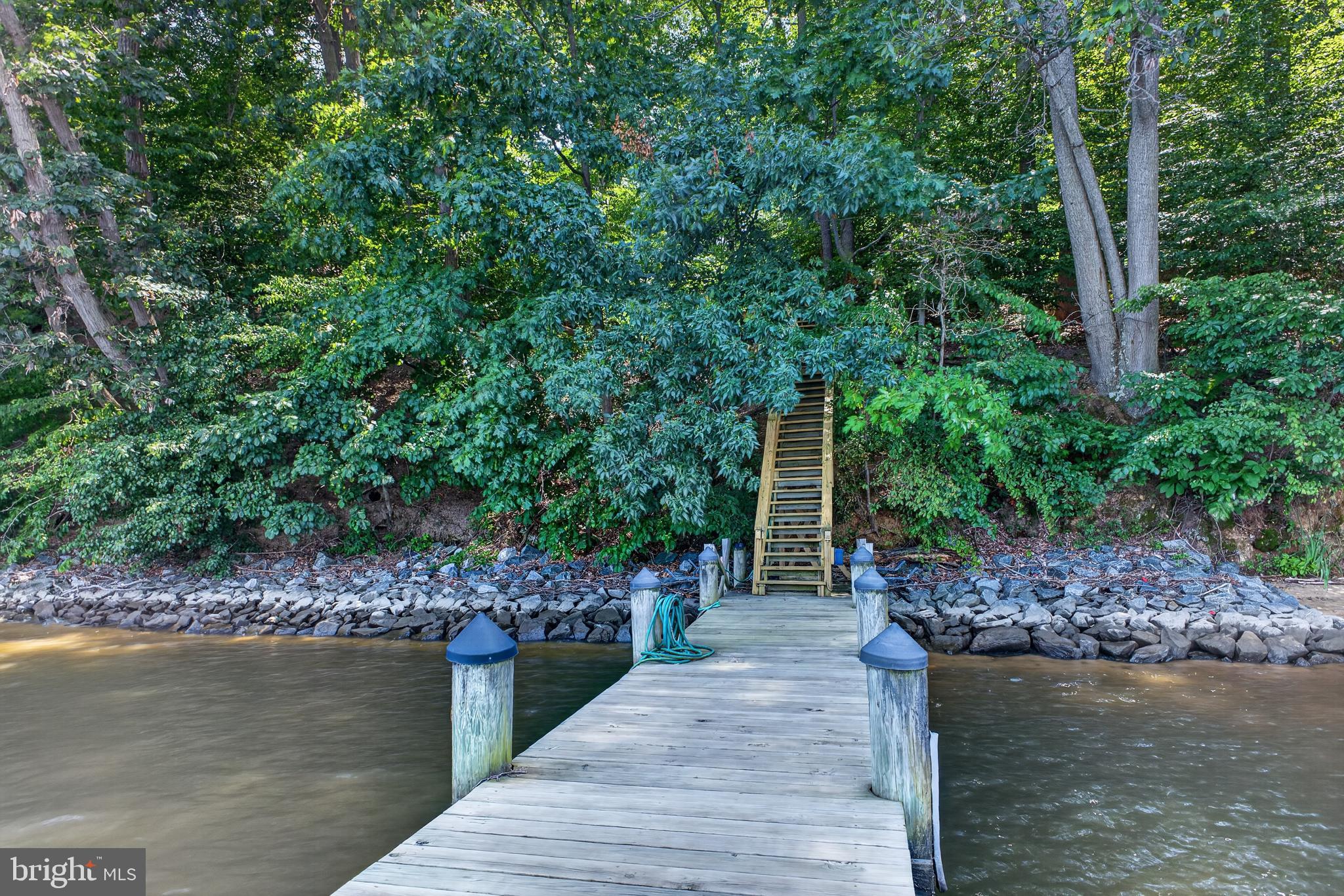 KINNAIRDS POINT - Residential