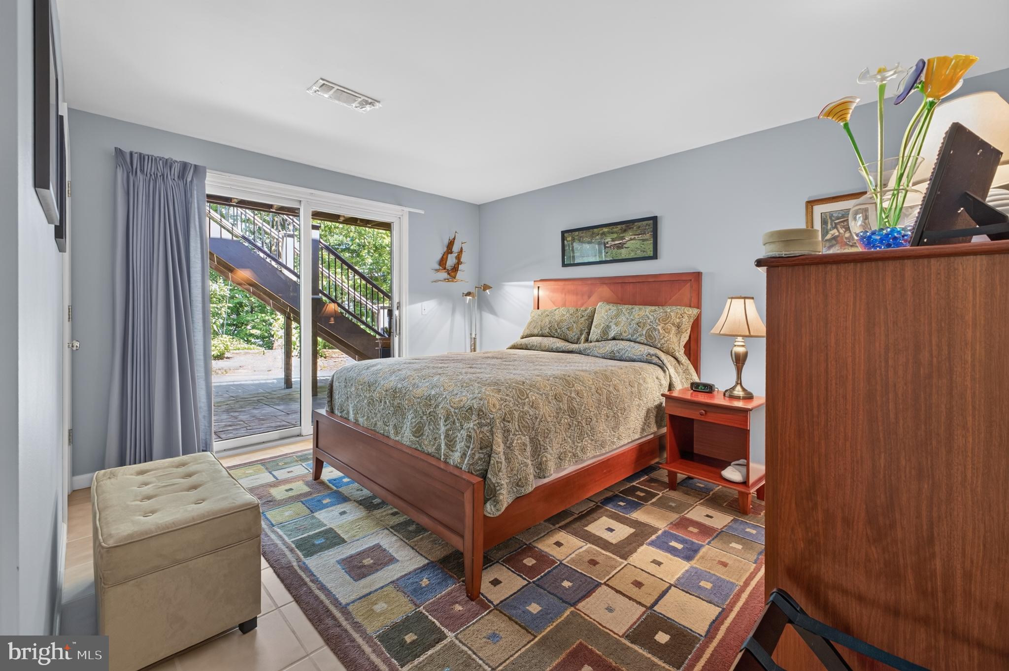 KINNAIRDS POINT - Residential